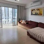 Apartamento Fantastico Com Piscina E Linda Vista