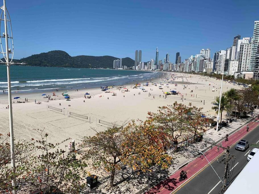 Apartamento Fantastico Com Piscina E Linda Vista *